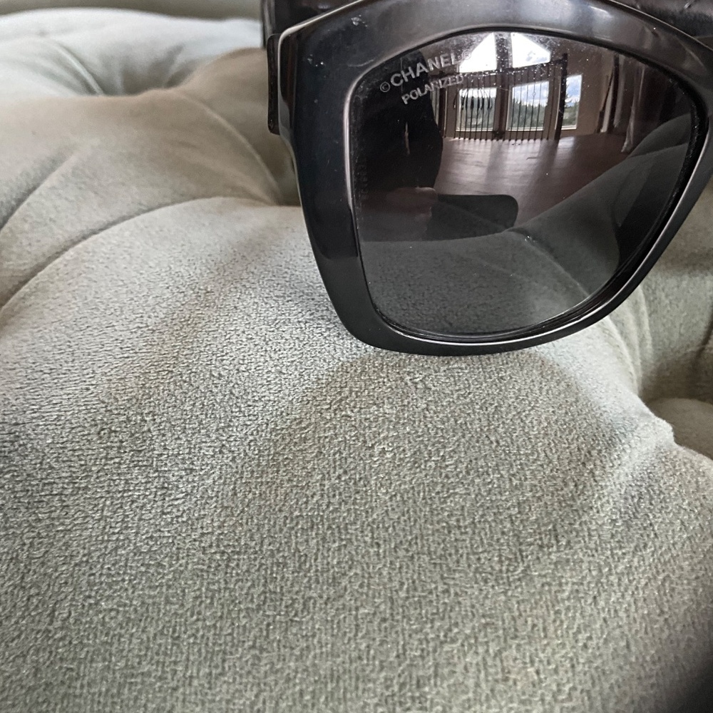 Chanel sunglasses - Picture 5 of 5